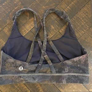 Lululemon sports bra marble black size 4